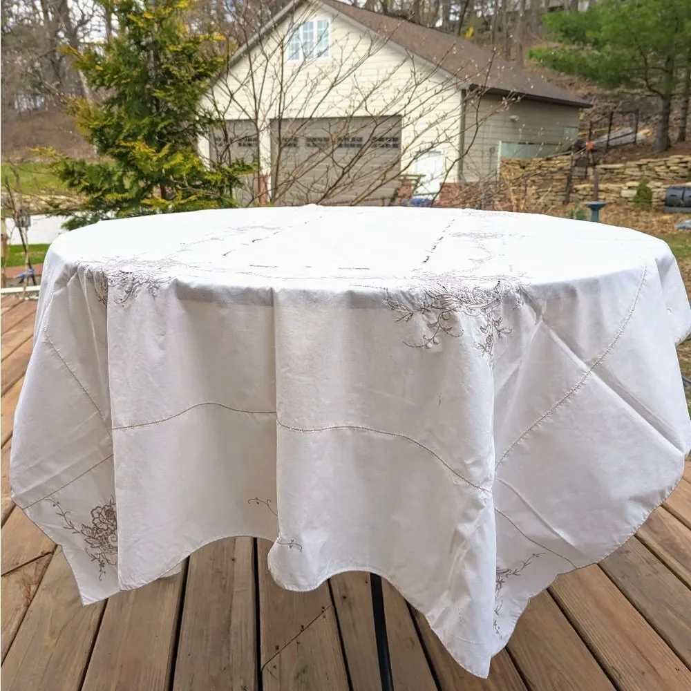 Ecru Embroidered Tablecloth 66 x 50